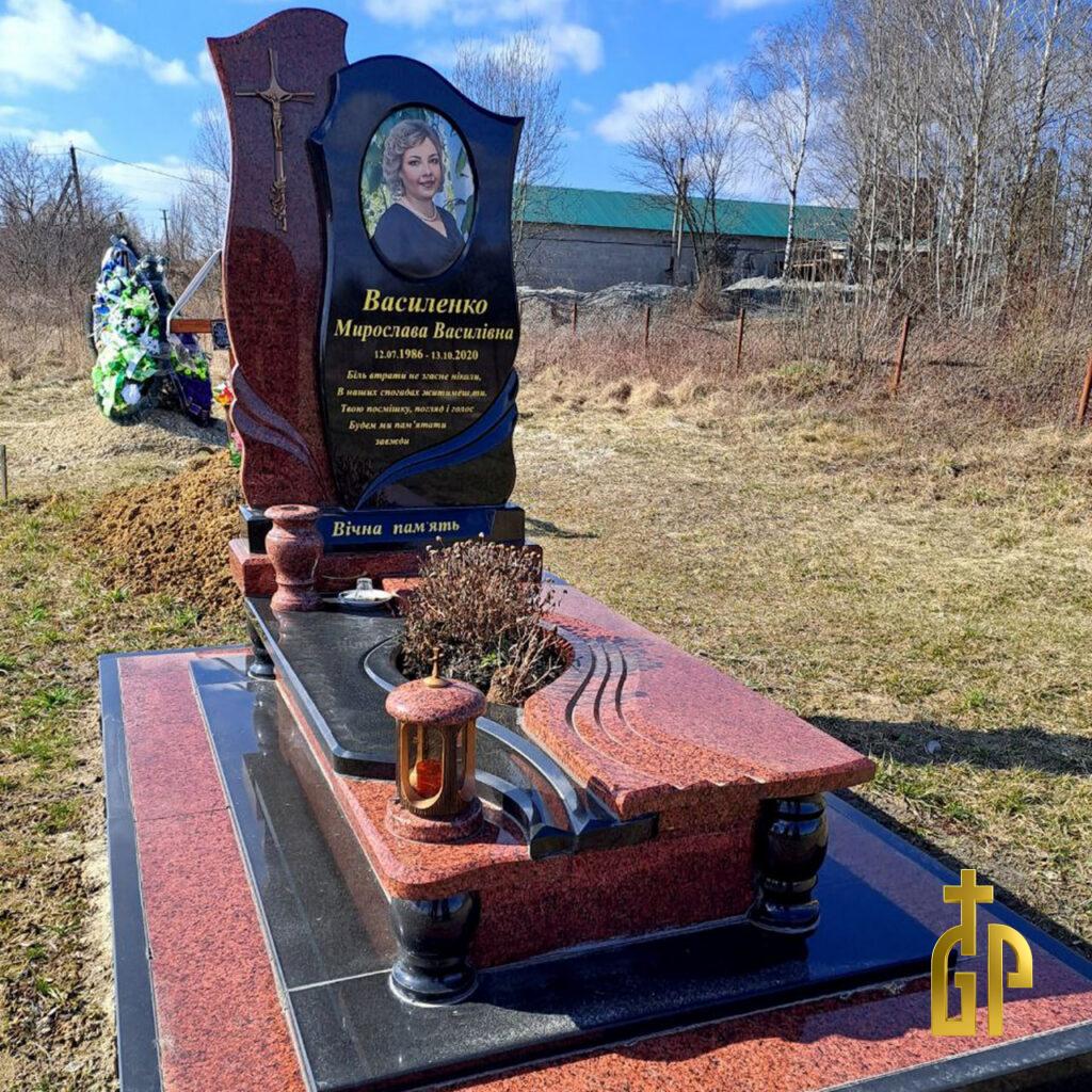 Одинарний пам'ятник №28