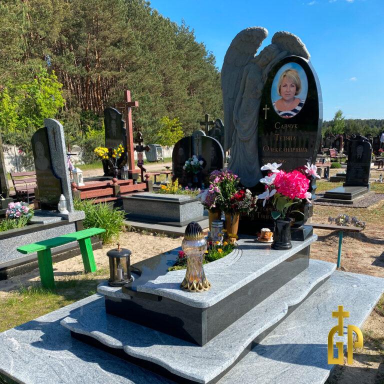 Одинарний пам'ятник №8
