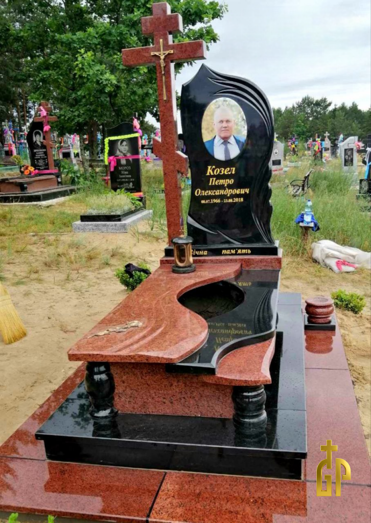 Реальний приклад одинарного пам’ятника. На основі моделі №25